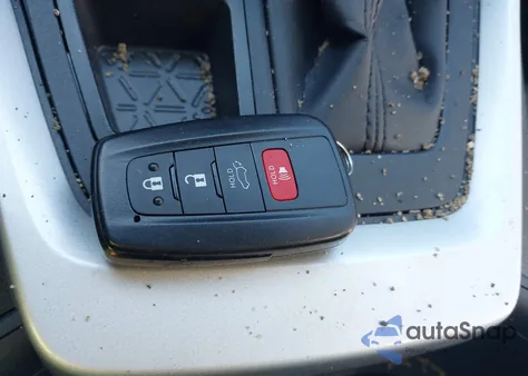 2025 Toyota Rav4 Xle from USA, damaged, VIN 2T3P1RFV8SW521095